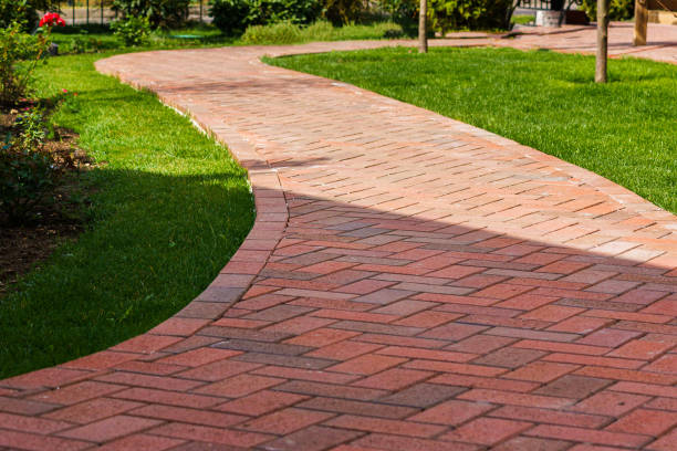Best Driveway Borders and Edging Pavers in Beardstown, IL